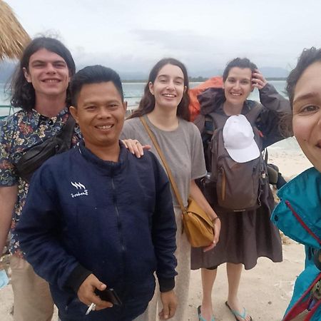 Meno Turtle Bungalows Gili Meno Bagian luar foto