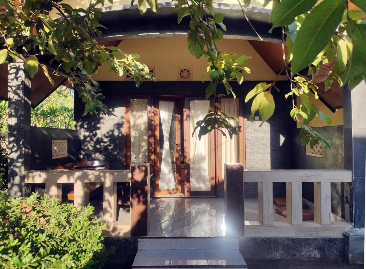 Meno Turtle Bungalows Gili Meno Bagian luar foto