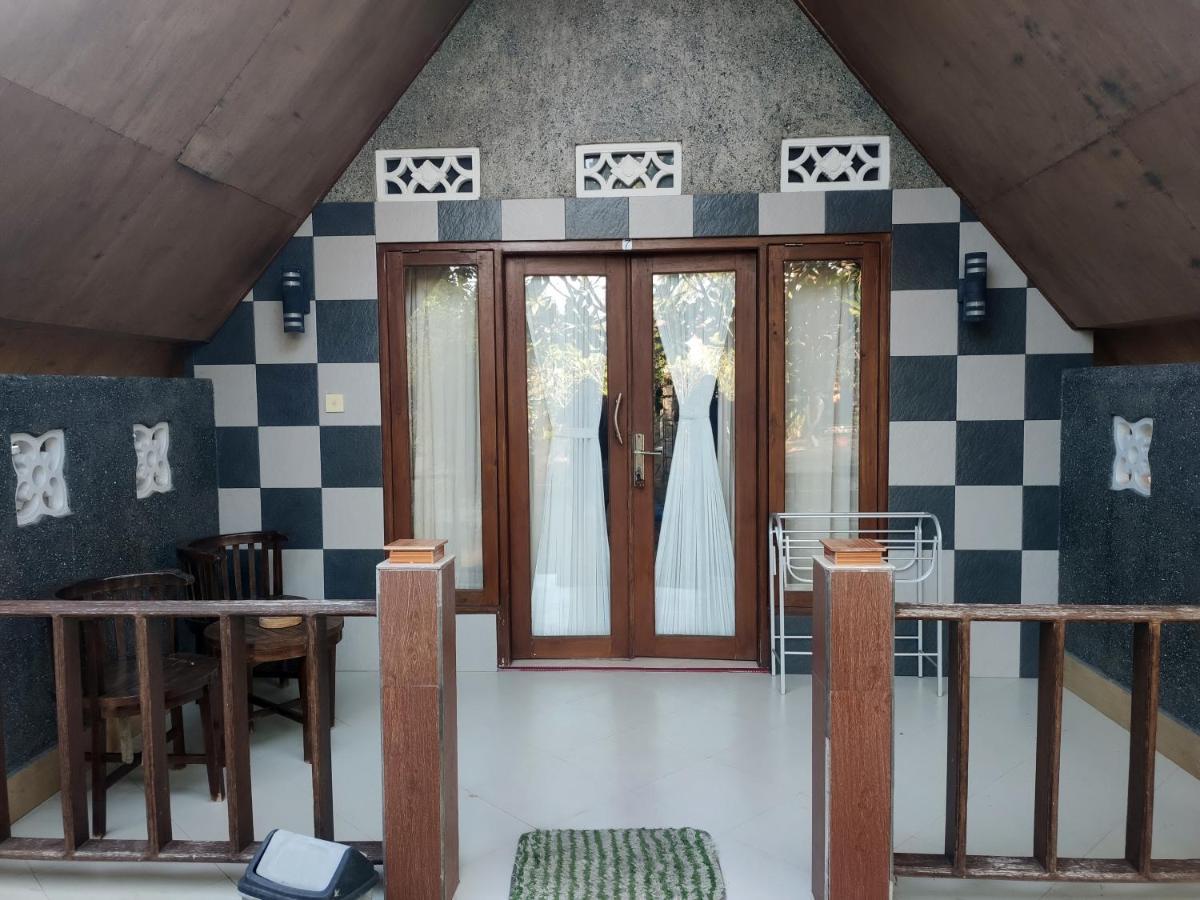 Meno Turtle Bungalows Gili Meno Bagian luar foto